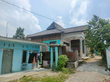 2 Rumah, 3 Ruko & 23 Pintu Kontrakan, Luas Tanah 2260 M2, Klari, Karawang, Jawa Barat