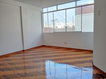 Venta de Departamento en San Miguel- 3 dormitorios amplios