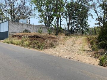 FINCA EN RENTA Y VENTA, A UNOS METROS DE LA GUARDIA NACIONAL, EN CORDOBA, VERACRUZ