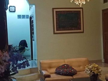 2 Rumah + 4 Toko & 38 Kost Kost San, Panglejar, Karanganyar Subang