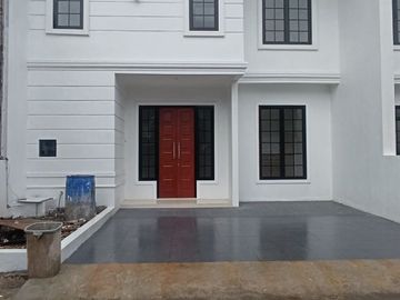 Rumah 2 Lantai Siap Huni di Cimanggu Kota Bogor