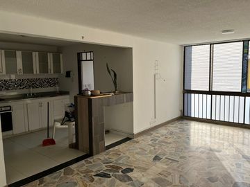 Venta de apartamento Oeste de Cali, remodelado