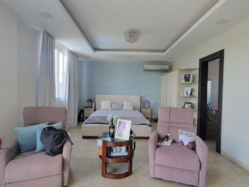 En venta lujosa y moderna casa en Isla Mocoli