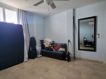 En venta lujosa y moderna casa en Isla Mocoli