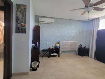 En venta lujosa y moderna casa en Isla Mocoli
