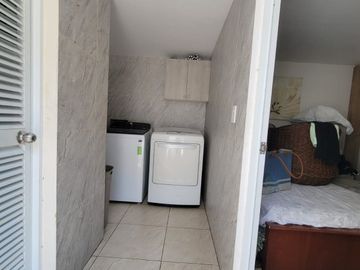 En venta lujosa y moderna casa en Isla Mocoli