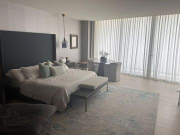 Penthouse con vista panorámica al mar en venta, Puerto Cancún, Cancún