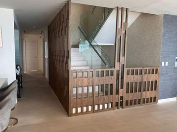 Penthouse con vista panorámica al mar en venta, Puerto Cancún, Cancún