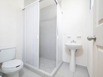 CASA EN VENTA A 5 MINUTOS DE LA CENTRAL DE AUTOBUCES DE PUERTO VALLARTA