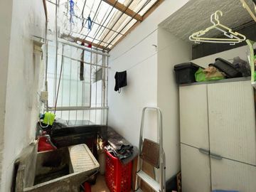 DEPARTAMENTO FLAT EN VENTA, CON EXCELENTE UBICACION Urb. BENAVIDES. EN SANTIAGO DE SURCO.