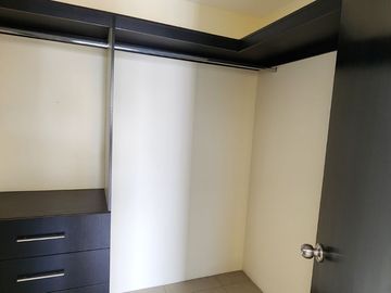 Vendo amplia Casa en Mallorca Village, cerca del CC El Dorado 3 Dormitorios