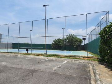Vendo amplia Casa en Mallorca Village, cerca del CC El Dorado 3 Dormitorios