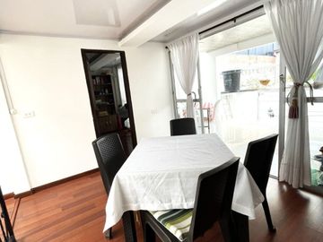 Vendo hermosa casa ubicada en el sector de Viveros, Manizales.