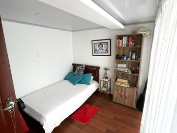 Vendo hermosa casa ubicada en el sector de Viveros, Manizales.