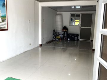Vendo hermosa casa ubicada en el sector de Viveros, Manizales.
