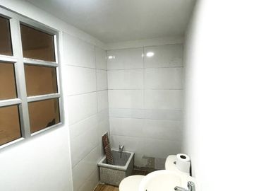 Vendo hermosa casa ubicada en el sector de Viveros, Manizales.