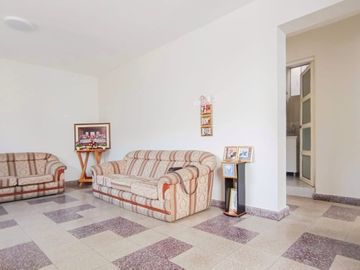 ¡Lindo Dúplex Remodelado Con Ingreso Independiente En Lince, Límite Con San Isidro!