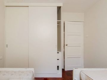 ¡Lindo Dúplex Remodelado Con Ingreso Independiente En Lince, Límite Con San Isidro!