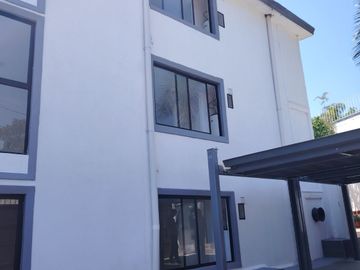 Zona Dorada, Pipilitzi a tu Alcance: Departamentos Modernos que lo Tienen Todo.