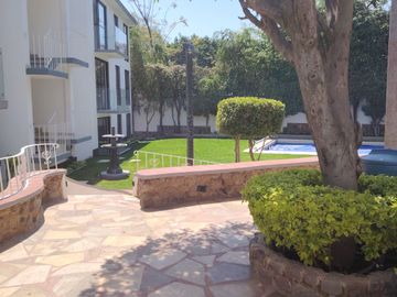 Zona Dorada, Pipilitzi a tu Alcance: Departamentos Modernos que lo Tienen Todo.