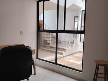 Zona Dorada, Pipilitzi a tu Alcance: Departamentos Modernos que lo Tienen Todo.