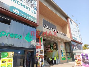 Vendo Excelente Local Comercial En Colonial Market
