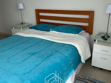 DEPARTAMENTO EN VENTA EN CONDOMINIO DE ALGARROBO DE 3D, 2B