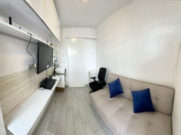 Alquilo Hermoso DEPARTAMENTO en La Paz Miraflores Amoblado