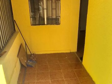 $69.990.000 CASA  a  4 CUADRAS ESTACION LAS AMERICAS , VILLA ALEMANA  Muy buena ubicación, a unos minutos estación las Américas y locomoción a una cua