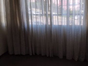 $69.990.000 CASA  a  4 CUADRAS ESTACION LAS AMERICAS , VILLA ALEMANA  Muy buena ubicación, a unos minutos estación las Américas y locomoción a una cua