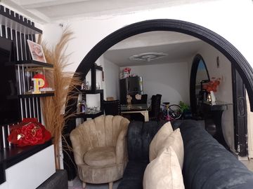 VENDO CASA BARRIO CIUDADELA DEL RIO