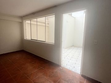 AMPLIO DEPARTAMENTO  4 DORMITORIOS FRENTE A PARQUE
