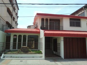 VENTA PROPIEDAD RENTERA-CDLA. KENNEDY NUEVA