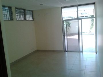 VENTA PROPIEDAD RENTERA-CDLA. KENNEDY NUEVA