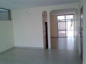 VENTA PROPIEDAD RENTERA-CDLA. KENNEDY NUEVA