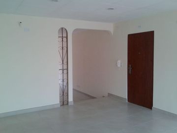 VENTA PROPIEDAD RENTERA-CDLA. KENNEDY NUEVA