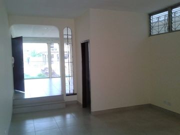 VENTA PROPIEDAD RENTERA-CDLA. KENNEDY NUEVA