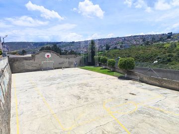 CASA DE OPORTUNIDAD EN CONJUNTO EN VENTA EN  CARCELEN