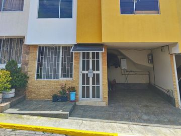 CASA DE OPORTUNIDAD EN CONJUNTO EN VENTA EN  CARCELEN