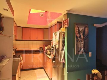 CASA DE OPORTUNIDAD EN CONJUNTO EN VENTA EN  CARCELEN