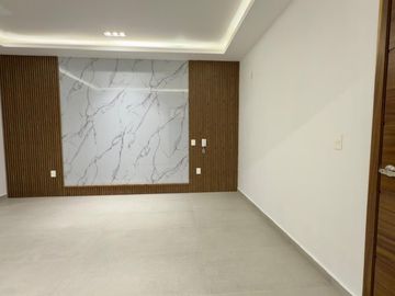 HERMOSA CASA EN VENTA FRENTE A AREA VERDE VALLE IMPERIAL ZAQPOPAN