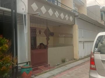 Rumah Dijalan Donokerto Surabaya