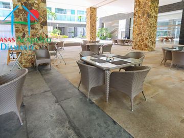 Departamento Amueblado en lujoso condominio de playa