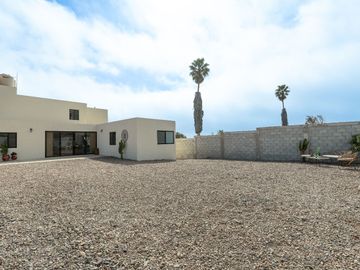 Casa Nueva Totalmente Amueblada con Vista al Mar en Venta en La Misión, Ensenada, B.C.