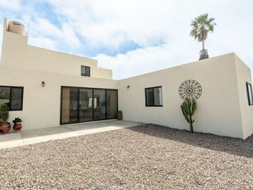 Casa Nueva Totalmente Amueblada con Vista al Mar en Venta en La Misión, Ensenada, B.C.
