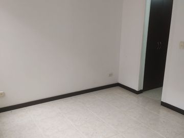 VENTA APARTAMENTO BARRIO EL REFUGIO -SUR CALI.