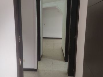 VENTA APARTAMENTO BARRIO EL REFUGIO -SUR CALI.