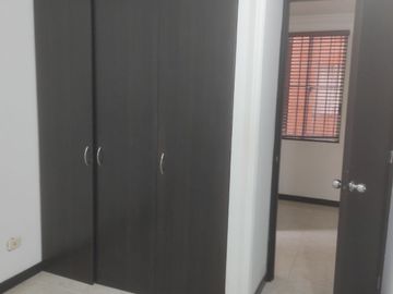 VENTA APARTAMENTO BARRIO EL REFUGIO -SUR CALI.