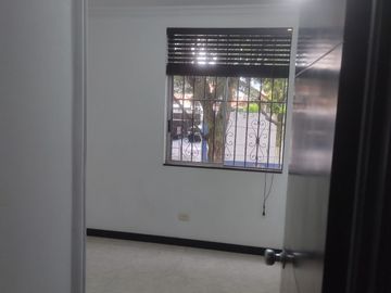 VENTA APARTAMENTO BARRIO EL REFUGIO -SUR CALI.