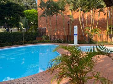 VENTA APARTAMENTO BARRIO EL REFUGIO -SUR CALI.